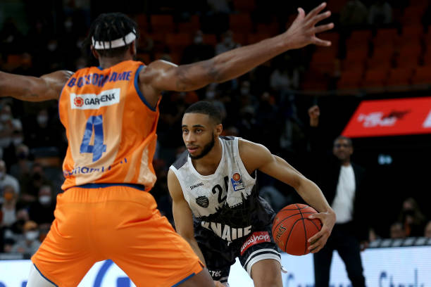 到利物浦与 到利物浦与