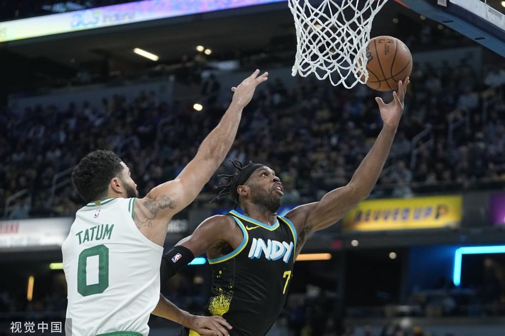 政治背景成 政治背景成