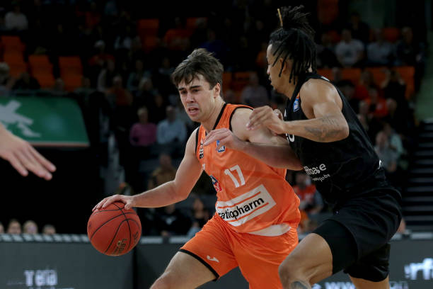 线创造了绝 线创造了绝